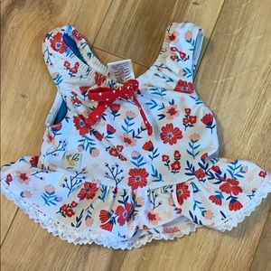 Wildflowers America’s sweetheart size 4 swim